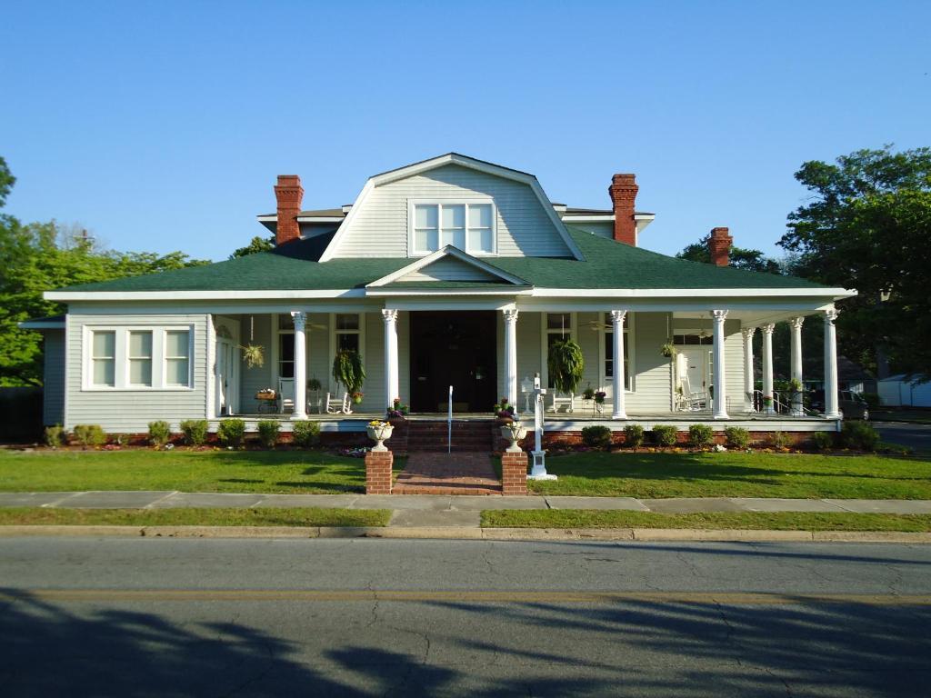 伊登费尔德住宿加早餐旅馆 Swainsboro 外观 照片